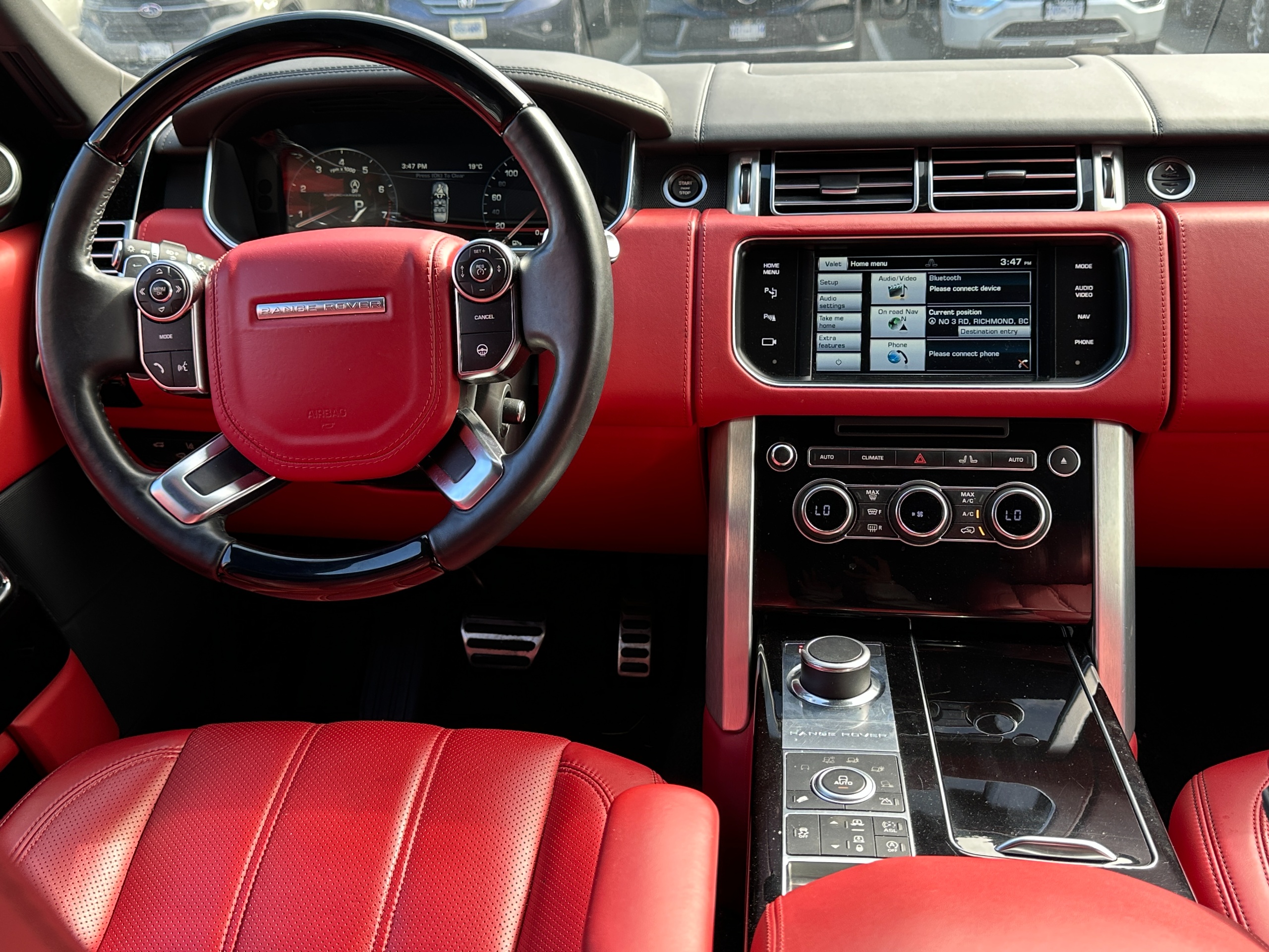 2015 Land Rover Range Rover - Image 10